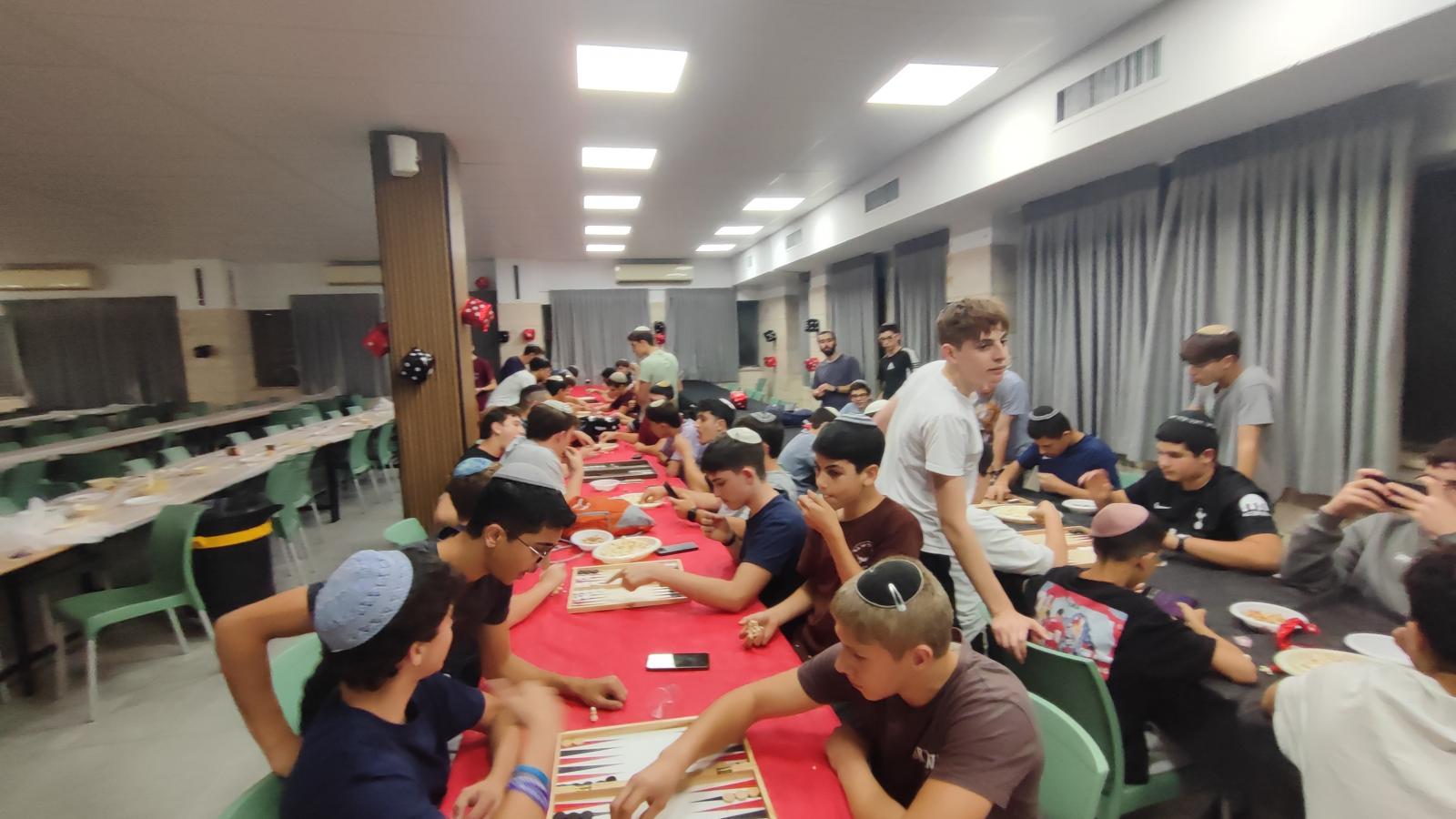 טורניר שש בש